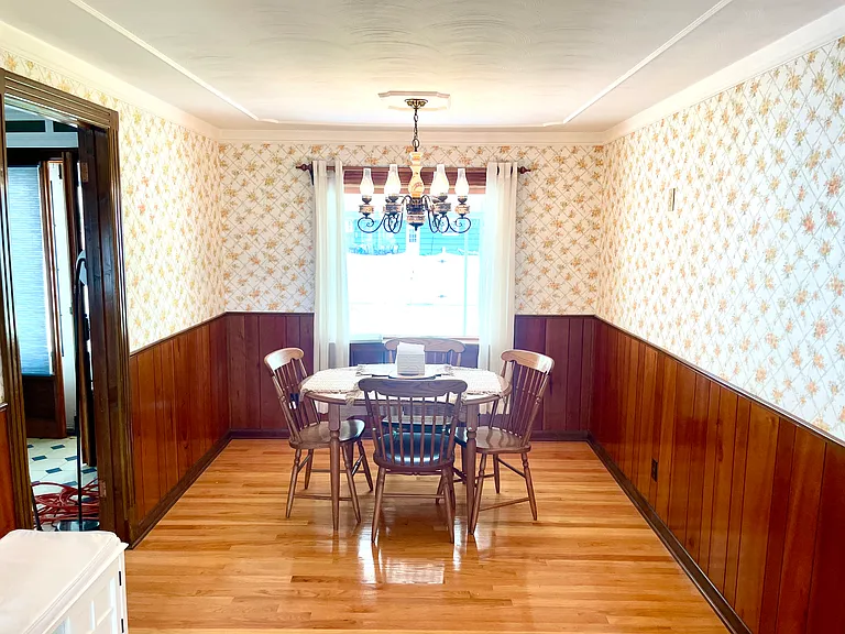 218 Lynnhaven Dr — Photo 9