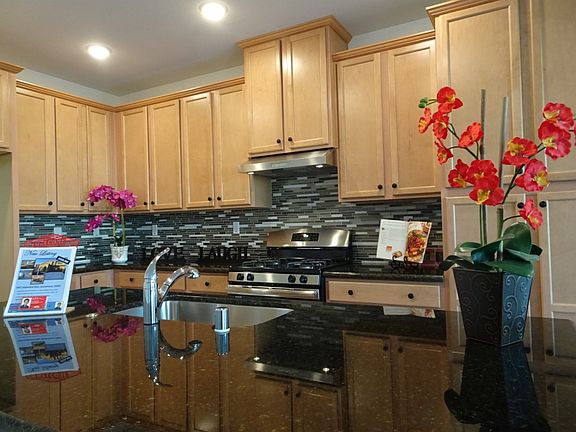 3rd image of 8867 Gelderland Way