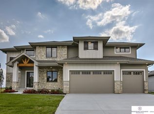 2114 N 188th Ave, Elkhorn, NE 68022