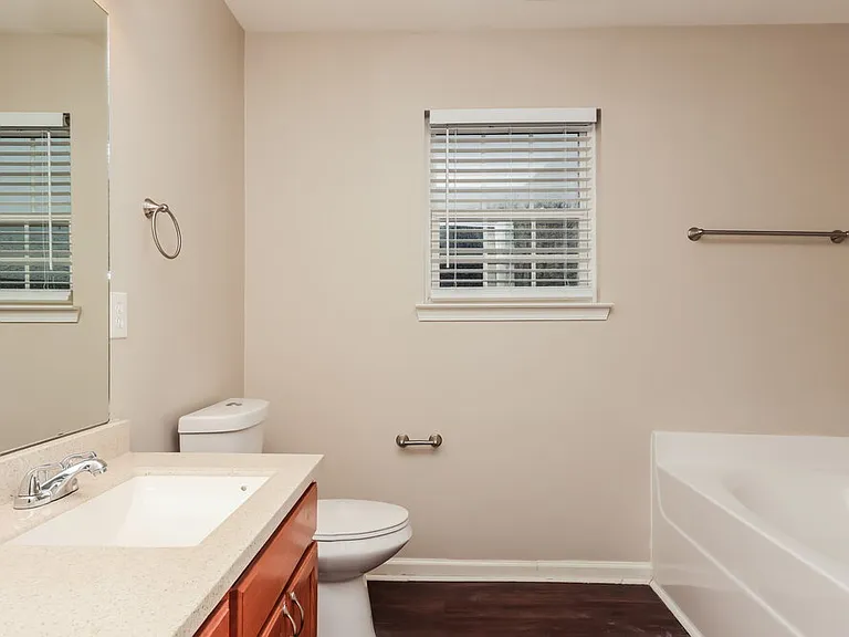 1514 Winter Ct — Photo 14
