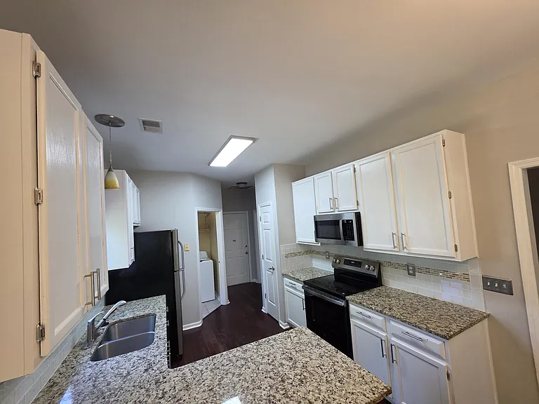 470 Cane Ct — Photo 7