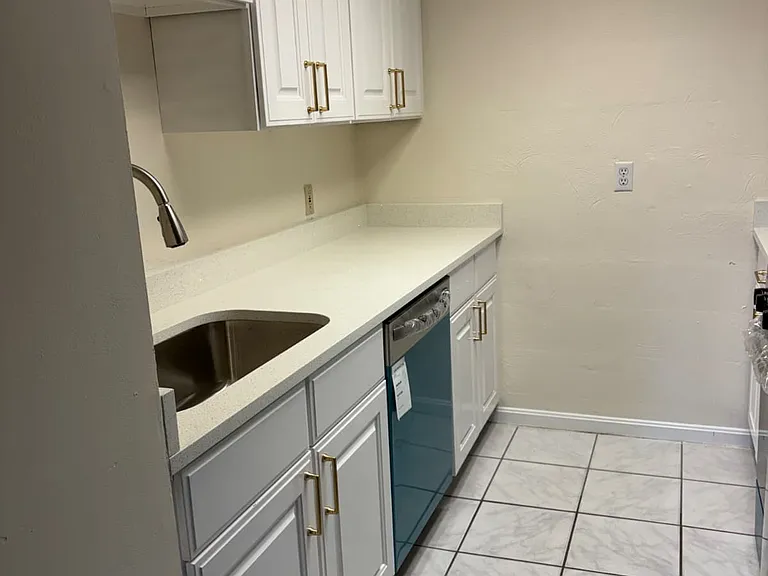 17 Water St #102 — Photo 6