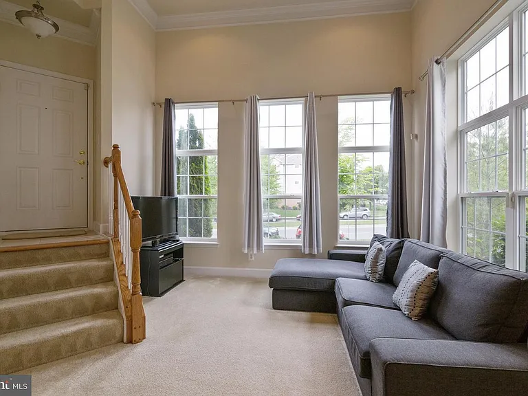 13528 Waterford Hills Blvd — Photo 10