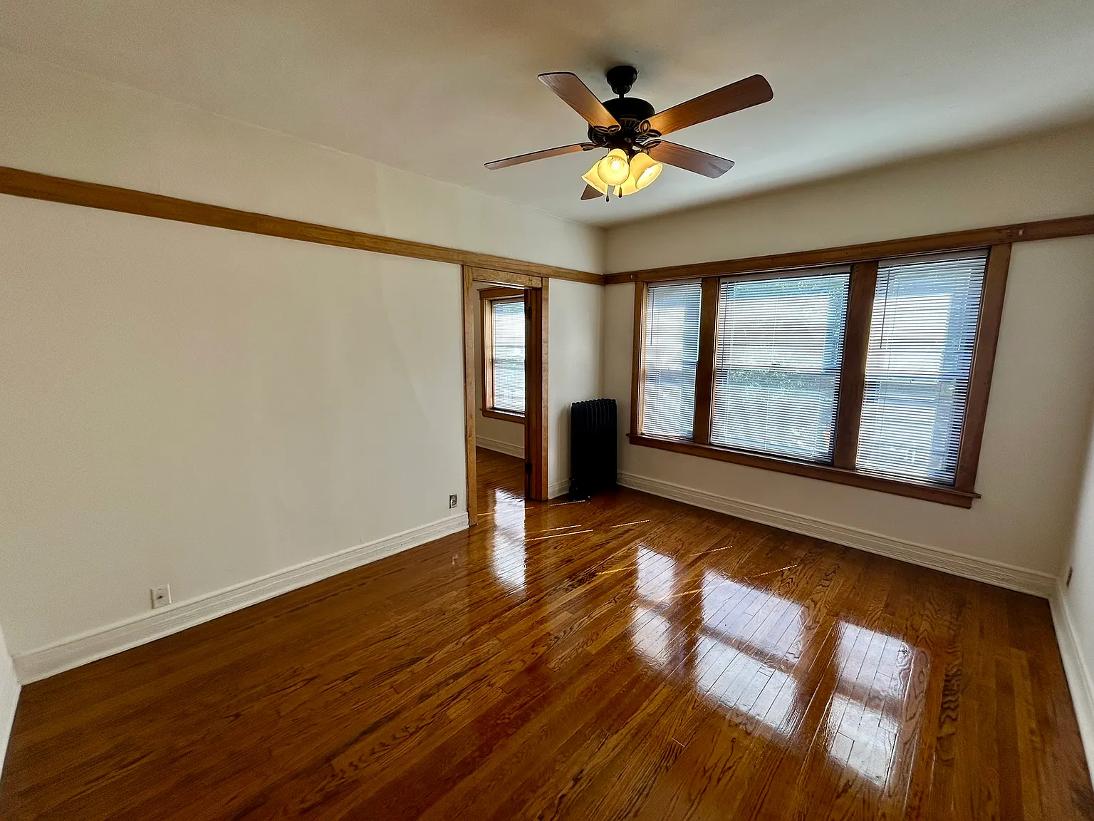 2540 N Racine — Photo 3