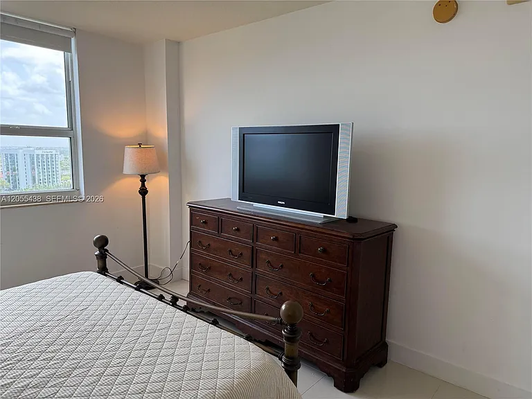 19501 W Country Club Dr #1705 — Photo 16
