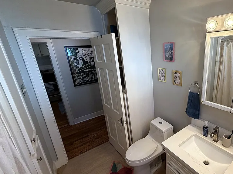 919 W Hickory St — Photo 18