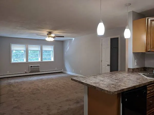 455 Sea St #5 — Photo 1