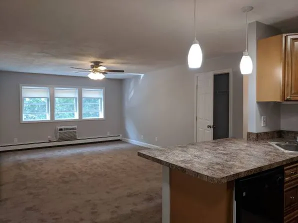 455 Sea St #5, Quincy, MA 02169