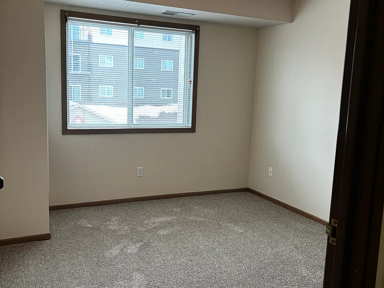 SunWest II Apartments — Photo 5