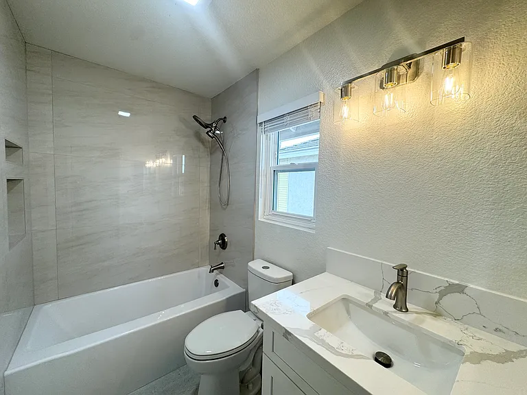 3413 Caseras Dr — Photo 25