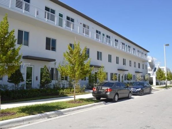 6416 NW 102nd Ct APT 110