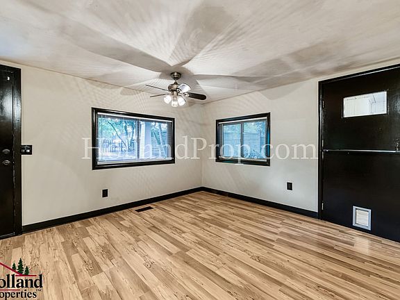5th image of 9601 SW 42nd Ave