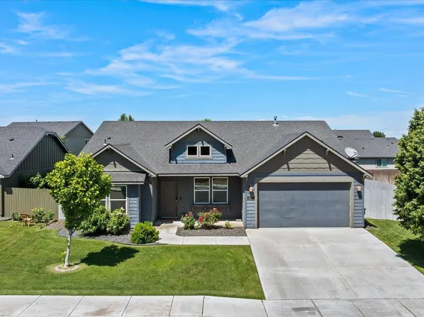 6813 Powder Dr, Pasco, WA 99301