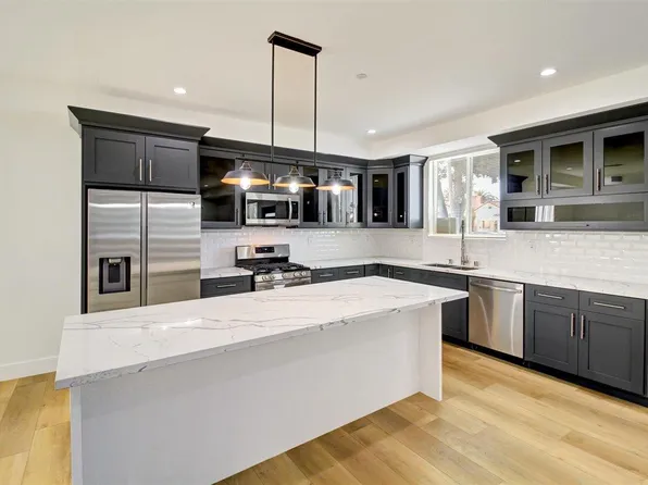3016 West Blvd, Los Angeles, CA 90016