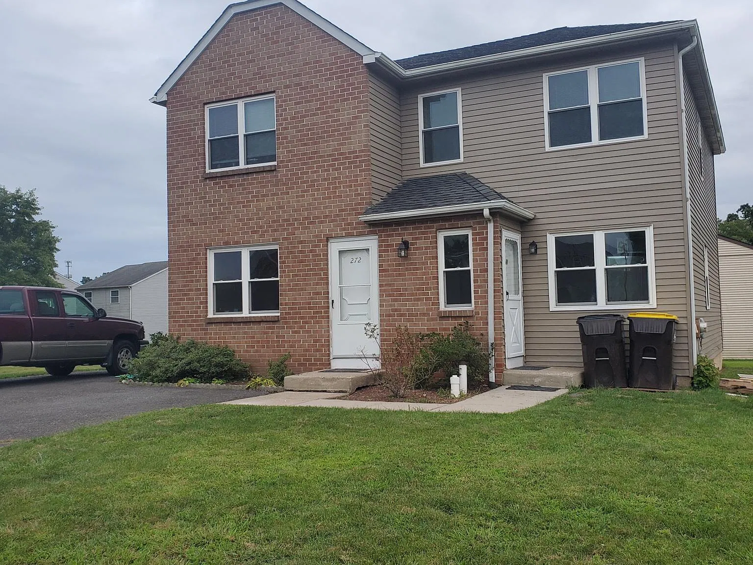 2 bed, 1100 sqft, $2,000 — Photo 2
