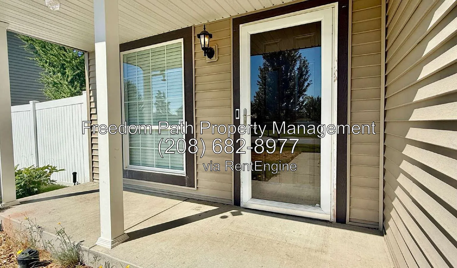 3 bed, 2.5 bath, 1552 sqft, $2,395 — Photo 2