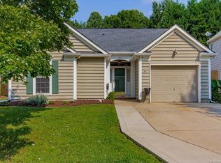 9031 Treyburn Dr, Charlotte, NC 28216