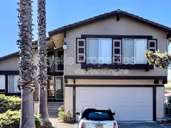 105 Gregory Ln