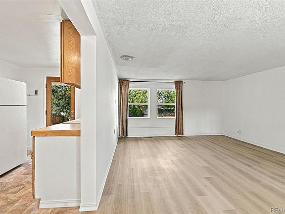 5th image of 1631 W Prentice Avenue