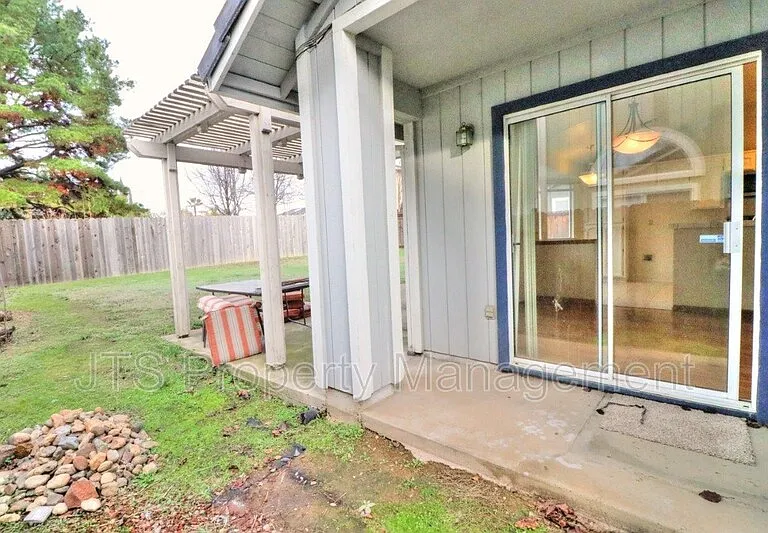 3549 Pine Hollow Way — Photo 54
