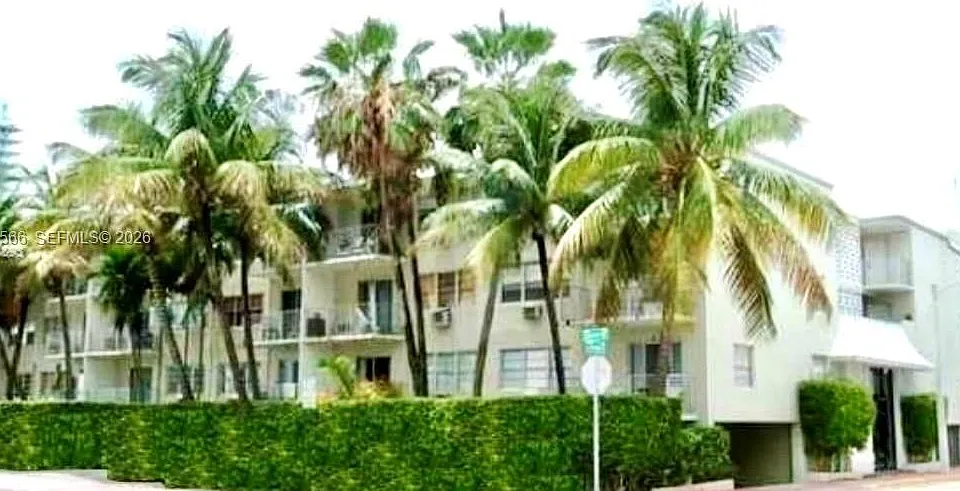 1441 Lincoln Rd #212