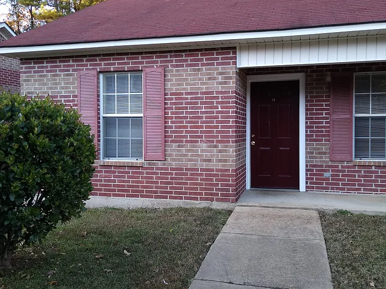 1 Micah Ln #20 — Photo 1