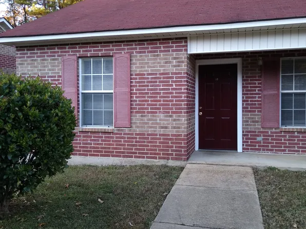 1 Micah Ln APT 20, Gurdon, AR 71743