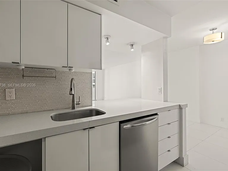 1200 West Ave #622 — Photo 13