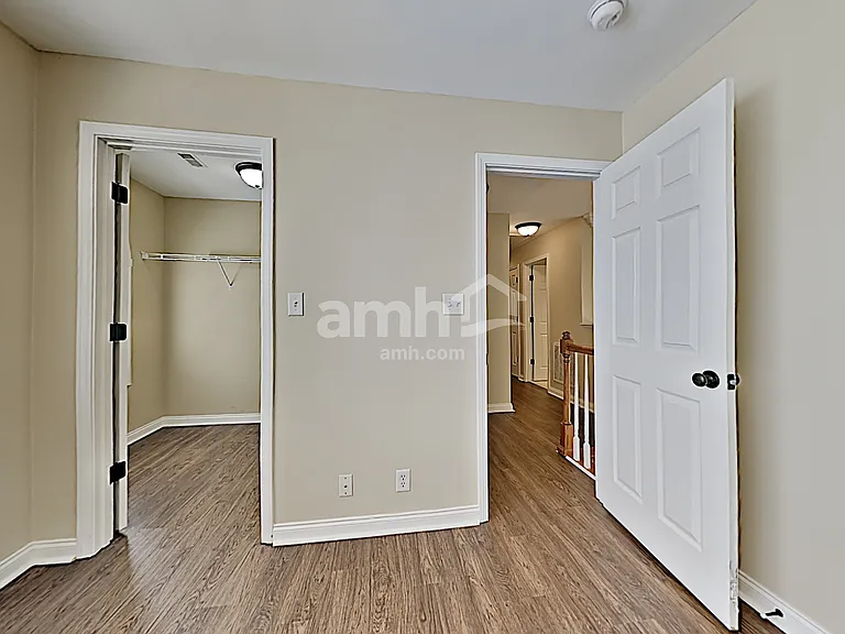 830 Tully Rd — Photo 13