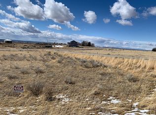 319 Donna Dr, Idaho Falls, ID 83402