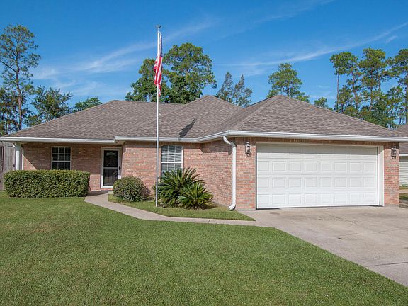 2nd image of 303 Woodcrest Dr