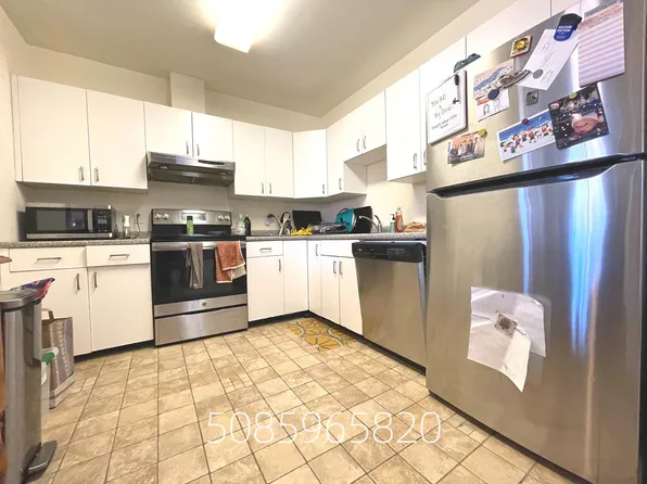 6 Davis Ave, Brookline, MA