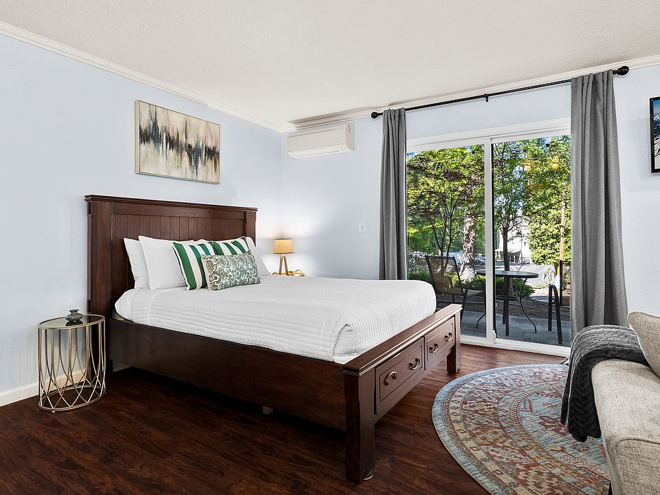 1st image of 1565 Wall St #104