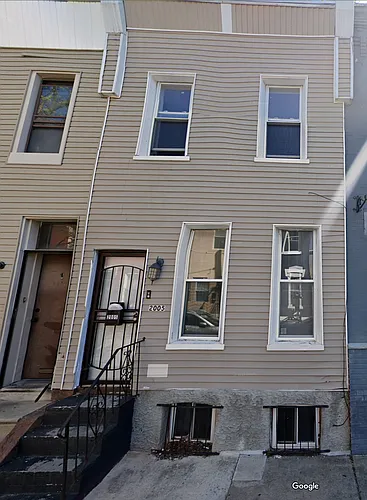 2005 N Cleveland St Photo 1