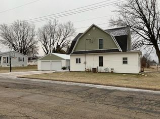 202 S Fillmore St, Lancaster, WI 53813