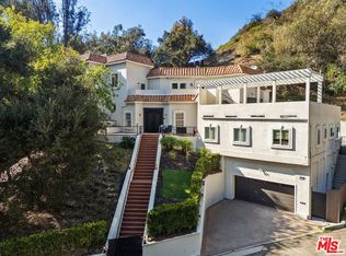 8171 Willow Glen Rd, Los Angeles, CA 90046