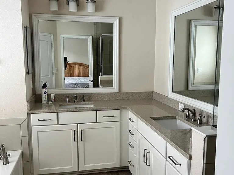 115 N Arrawana Ave #7 — Photo 13