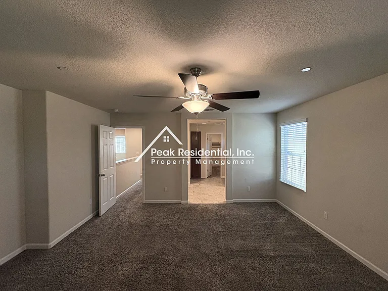8215 Winterhead Ln — Photo 24