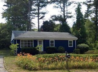 604 County Rd, Pocasset, MA 02559