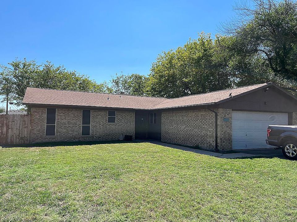 1st image of 212 Daffodil Dr