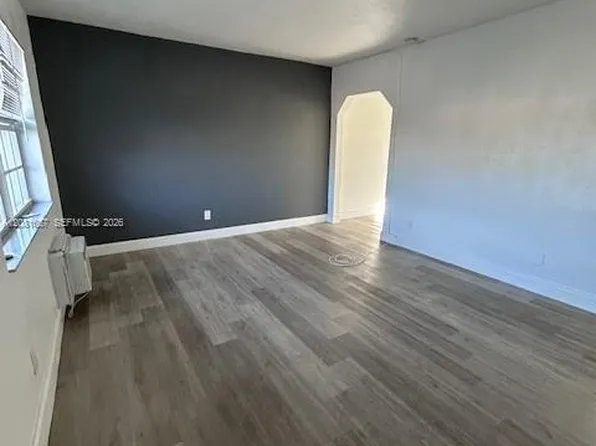 822 NW 7th Ter #3, Hallandale, FL 33009