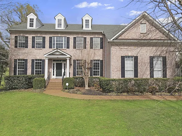 848 Loretta Dr, Goodlettsville, TN 37072