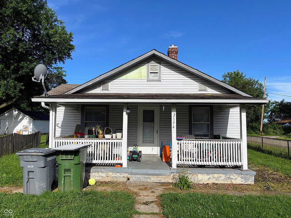 1st image of 2174 N Drexel Ave