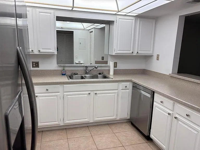 190 Escambia Ln #403 — Photo 8