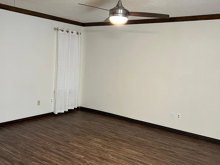 7201 SW 36th Ave — Photo 18