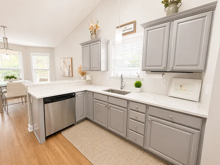 101 Saxon Falls Ct — Photo 9
