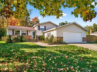 10001 Forestedge Ln, Miamisburg, OH 45342