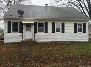 120 W George St, Mascoutah, IL 62258