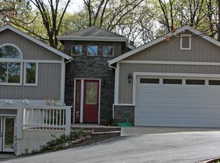 23049 Rosewood Rd, Auburn, CA 95602