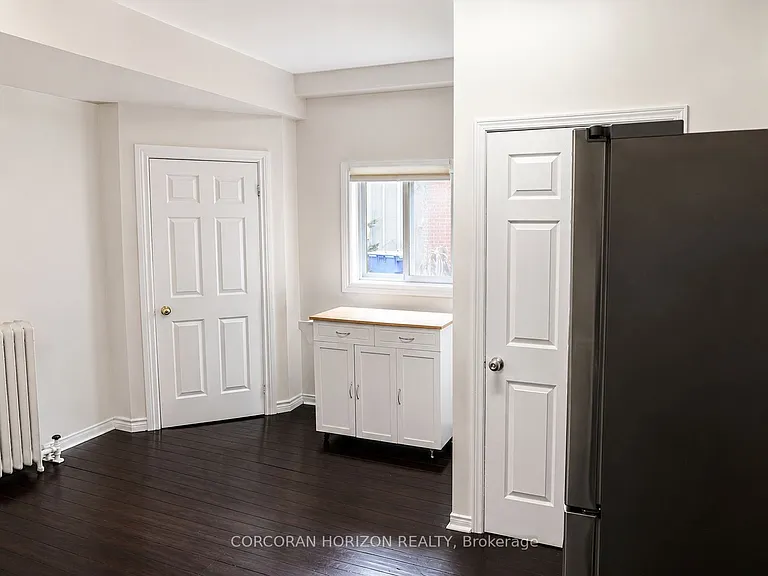 20407 Leslie St — Photo 10